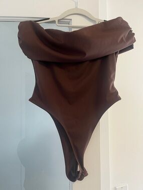 SHEIN Off-Shoulder Brown Bodysuit